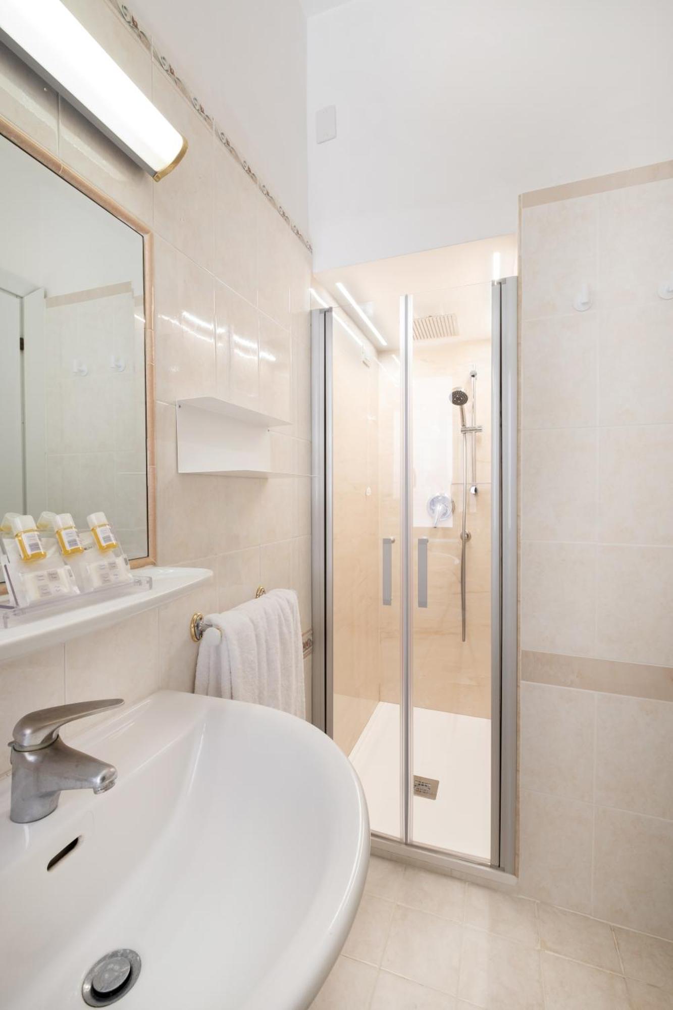 Santa Prisca Hotel Rome