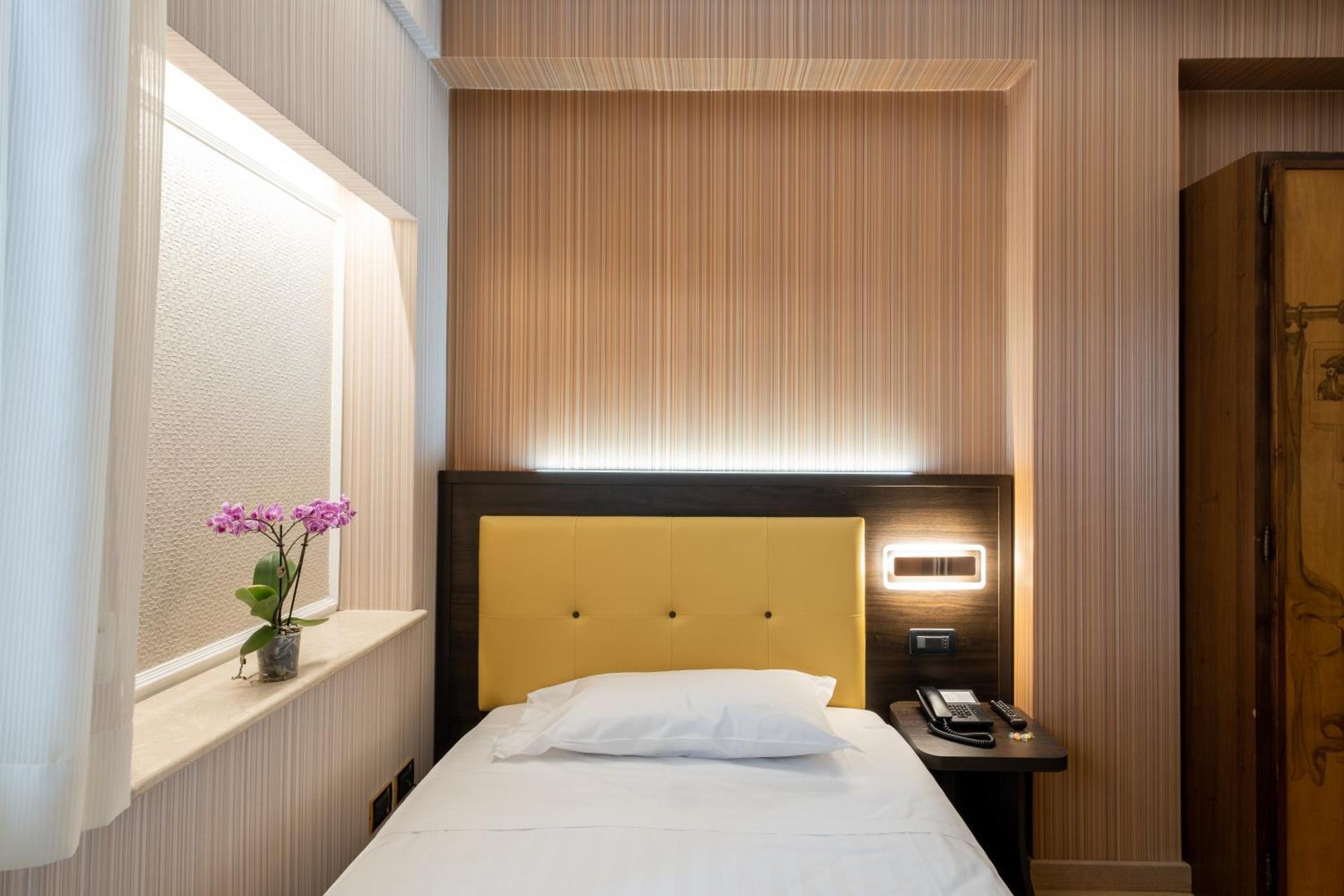 Hotel Santa Prisca 2*